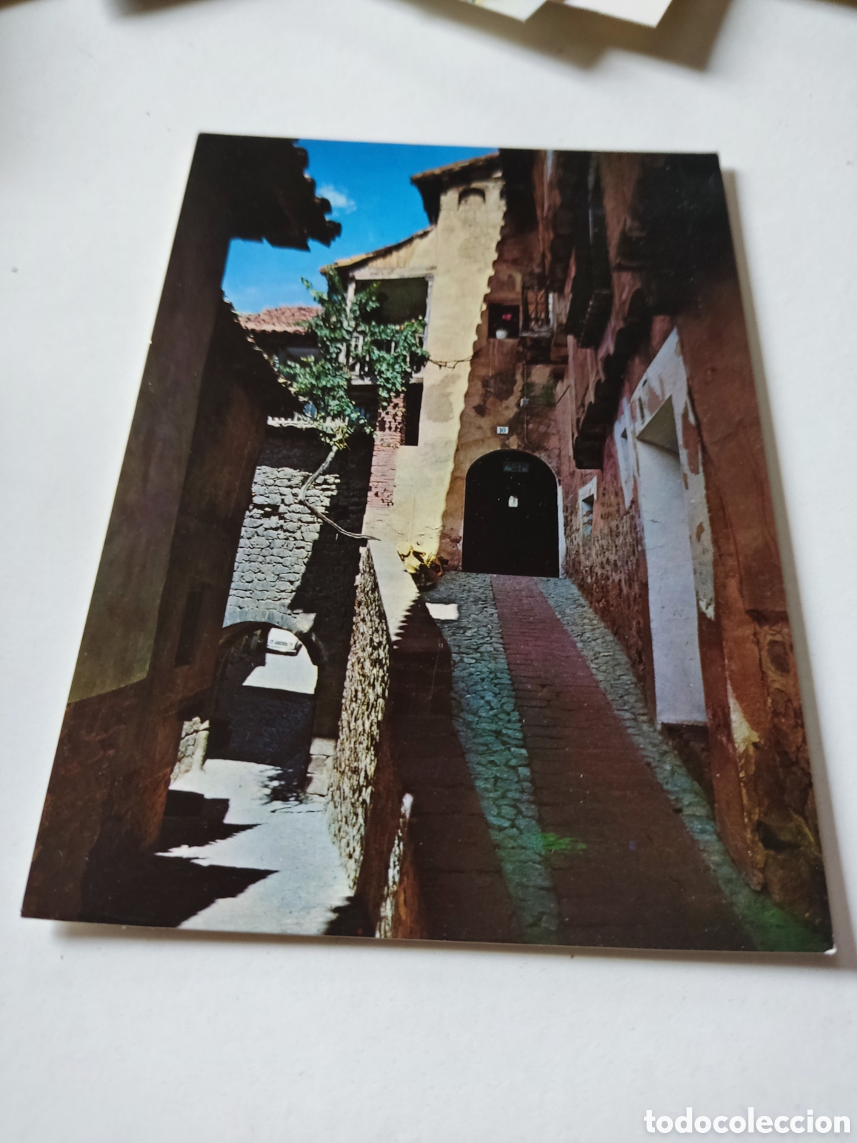 Postcards: Postal Albarrac&iacute;n