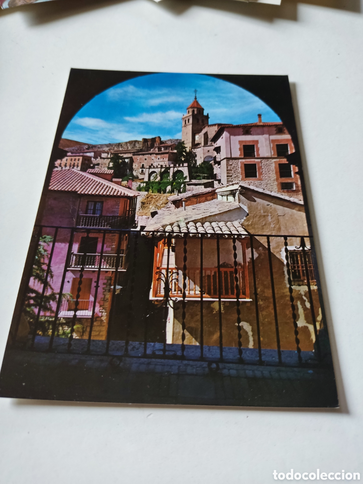 Postcards: Postal Albarrac&iacute;n