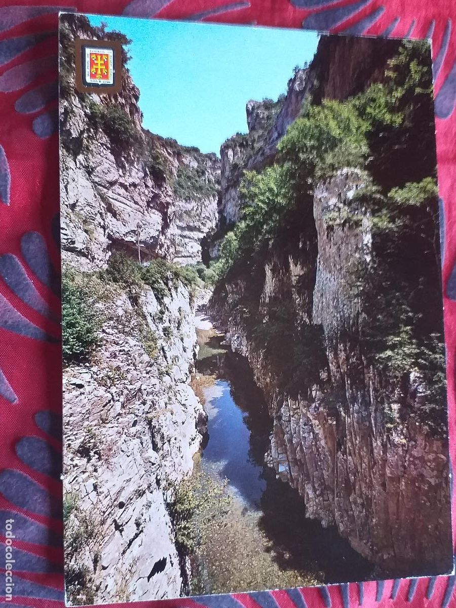 Cartes Postales: HUESCA-RV-150X105mm.NO ESCRITA-PIRINEO ARAGONES-ANSO-681m.CARRETERA A ANSO-ENT. A LA FOZ DE BINIES.