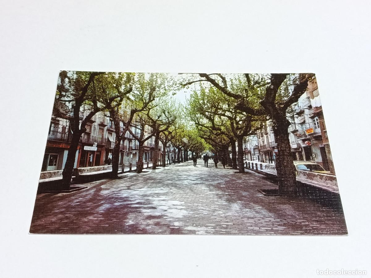 Postales: HUESCA - POSTAL BARBASTRO - PASEO DEL GENERAL&Iacute;SIMO - Foto 1