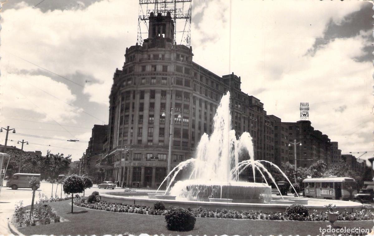 Postales: Postal de la Fuente Luminosa y Edificio Sindicatos en Zaragoza - Foto 1