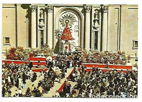 Postales: OFRENDA DE FLORES EL 12 DE OCTUBRE / OFFERING OF FLOWERS ON OCTOBER 12th.- ZARAGOZA