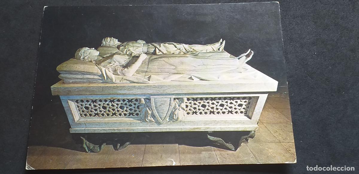 Postales: TERUEL-V15-II-150X105mm.-CIRCULADA-MAUSOLEO DE LOS AMANTES