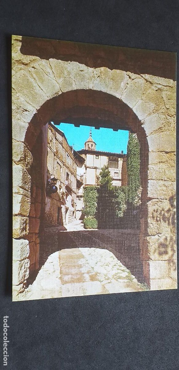 Postales: TERUEL-V15-II-150X105mm.-NO ESCRITA-ALBARRACIN-PORTAL DEL AGUA