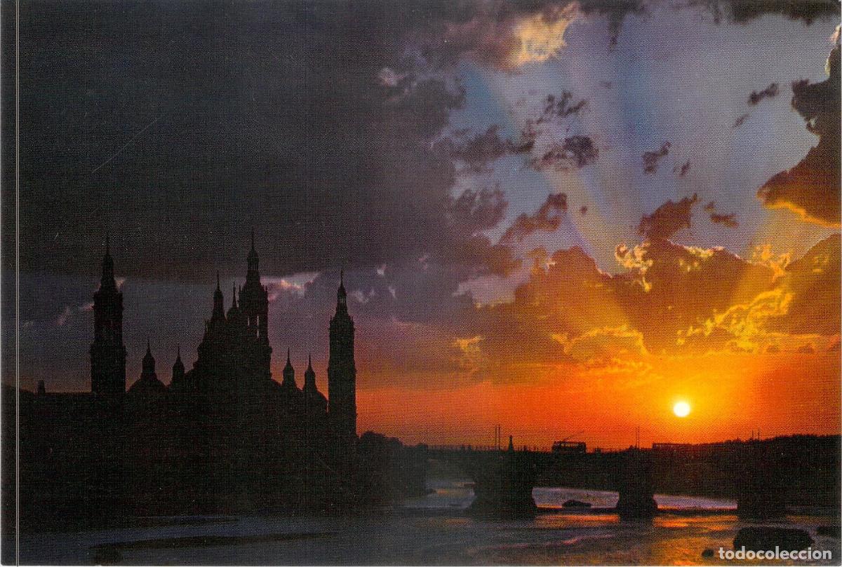 Postales: Postal de la Bas&iacute;lica del Pilar en Zaragoza al Atardecer