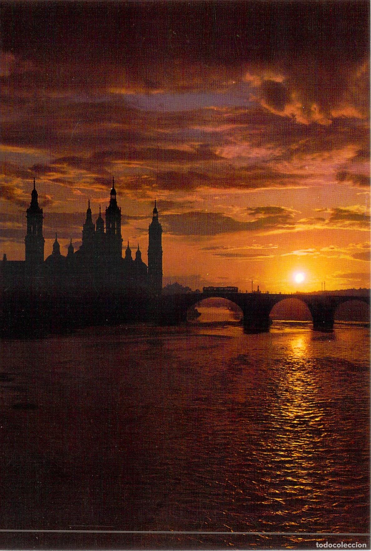 Postales: Postal de Zaragoza Atardecer sobre el R&iacute;o Ebro y Bas&iacute;lica del Pilar