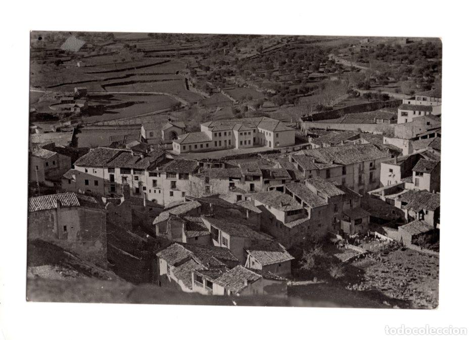 Cartes Postales: BENABARRE.(HUESCA).- VISTA DEL GRUPO ESCOLAR. ED.SICILIA