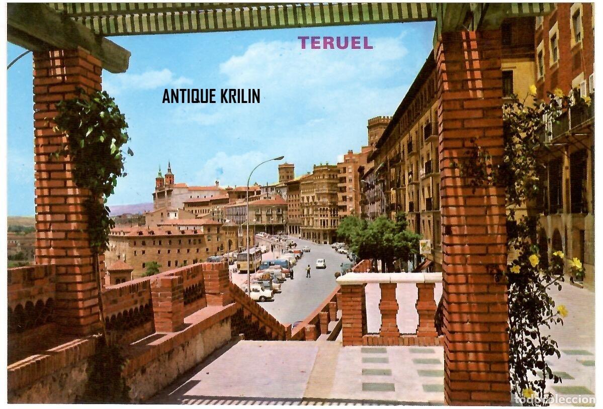 Postales: TERUEL N&ordm; 438 PASEO DEL GENERALISIMO / EDICIONES PARIS / SIN FRANQUEAR