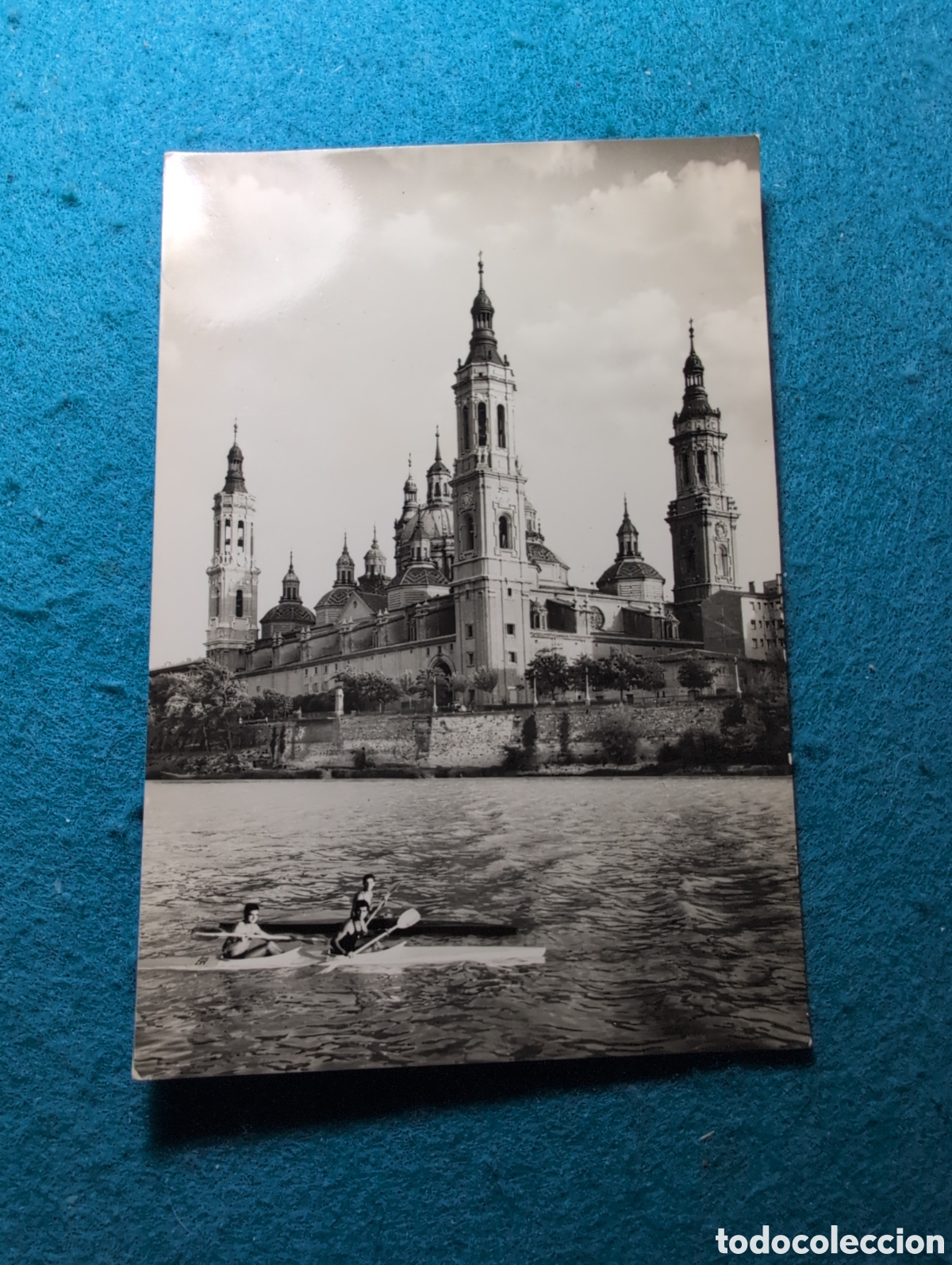 Postales: Zaragoza bas&iacute;lica del Pilar y r&iacute;o Ebro