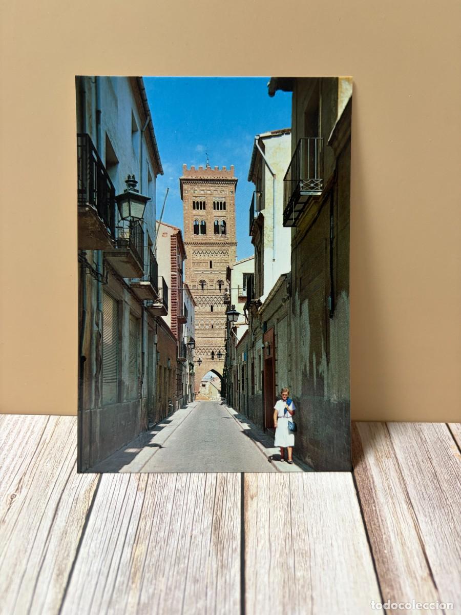Postales: TARJETA POSTAL. TERUEL. 32.- CALLE DE LOS AMANTES Y TORRE MUDEJAR DEL SALVADOR. ED. ARRIBAS