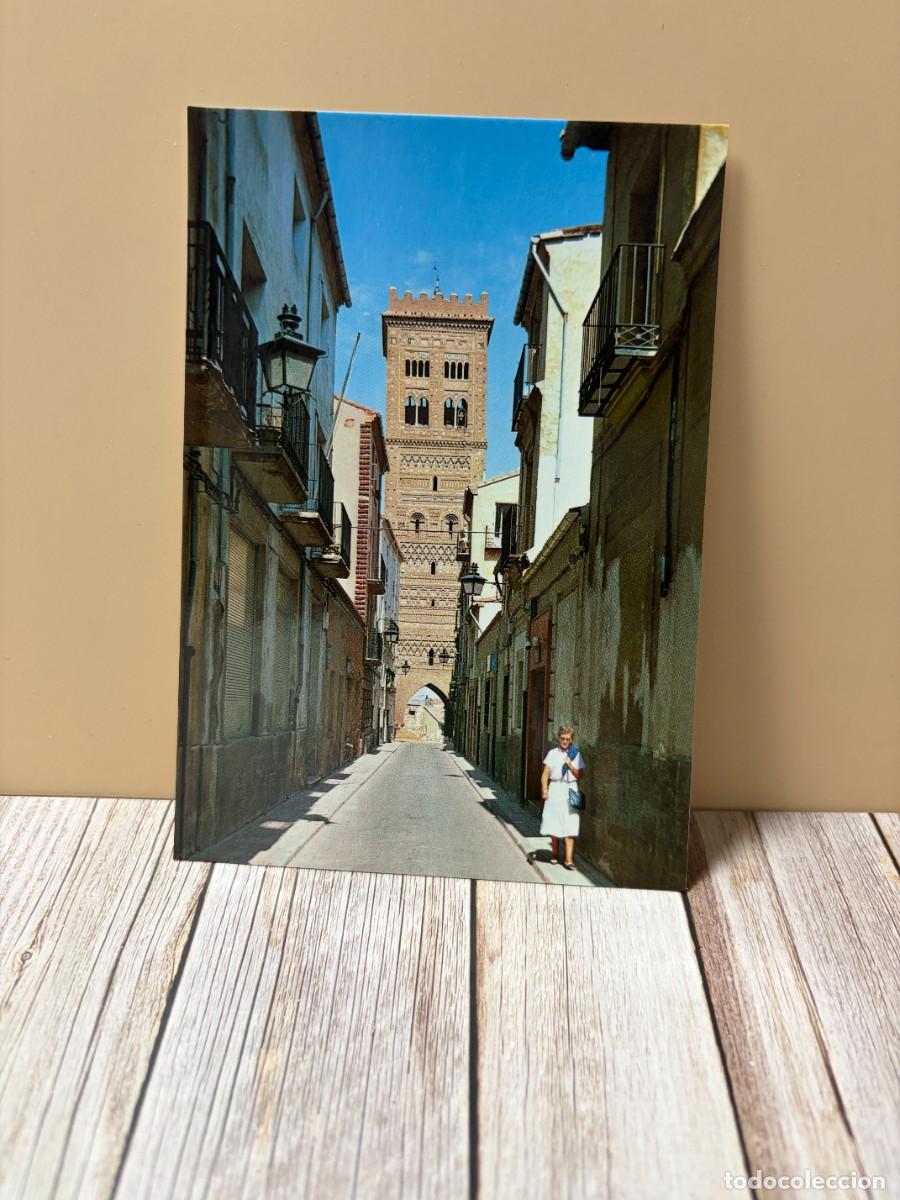 Postales: TARJETA POSTAL. TERUEL. 32.- CALLE DE LOS AMANTES Y TORRE MUDEJAR DEL SALVADOR. ED. ARRIBAS