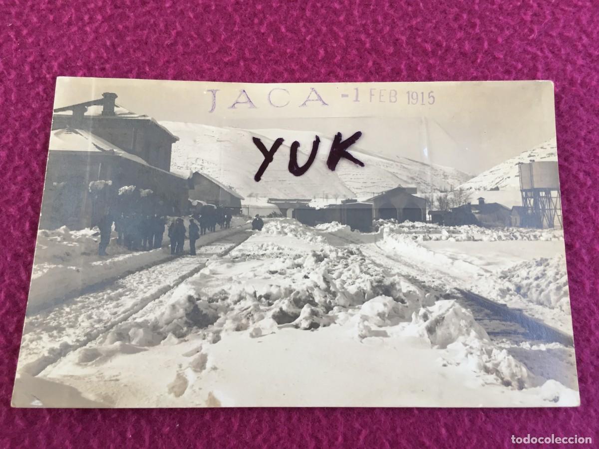 Postales: ANTIGUA POSTAL DE JACA (HUESCA) - ESTACION DE TREN Y FERROCARRIL DESPUES DE UNA GRAN NEVADA 1915