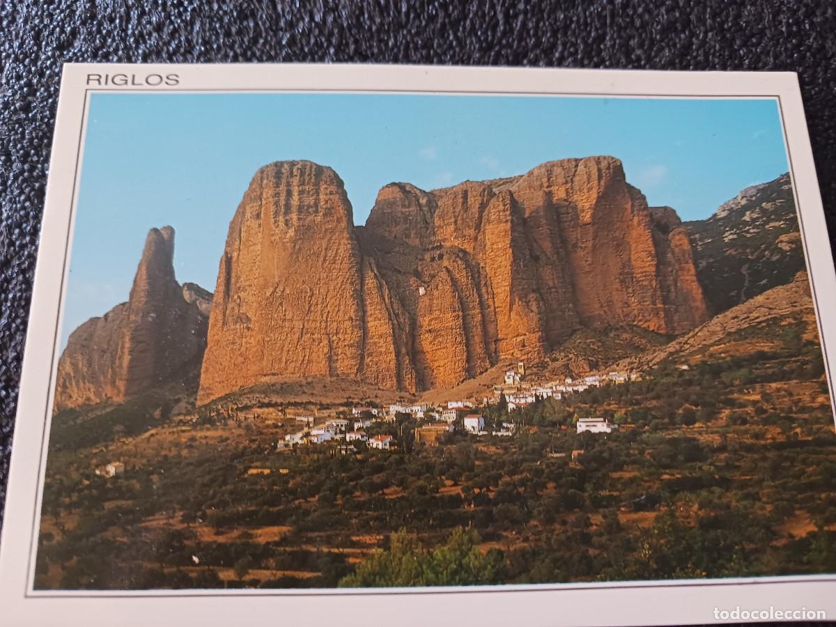Postales: 11 riglos, pirineo aragones, mallos y pueblo, ed. sicilia
