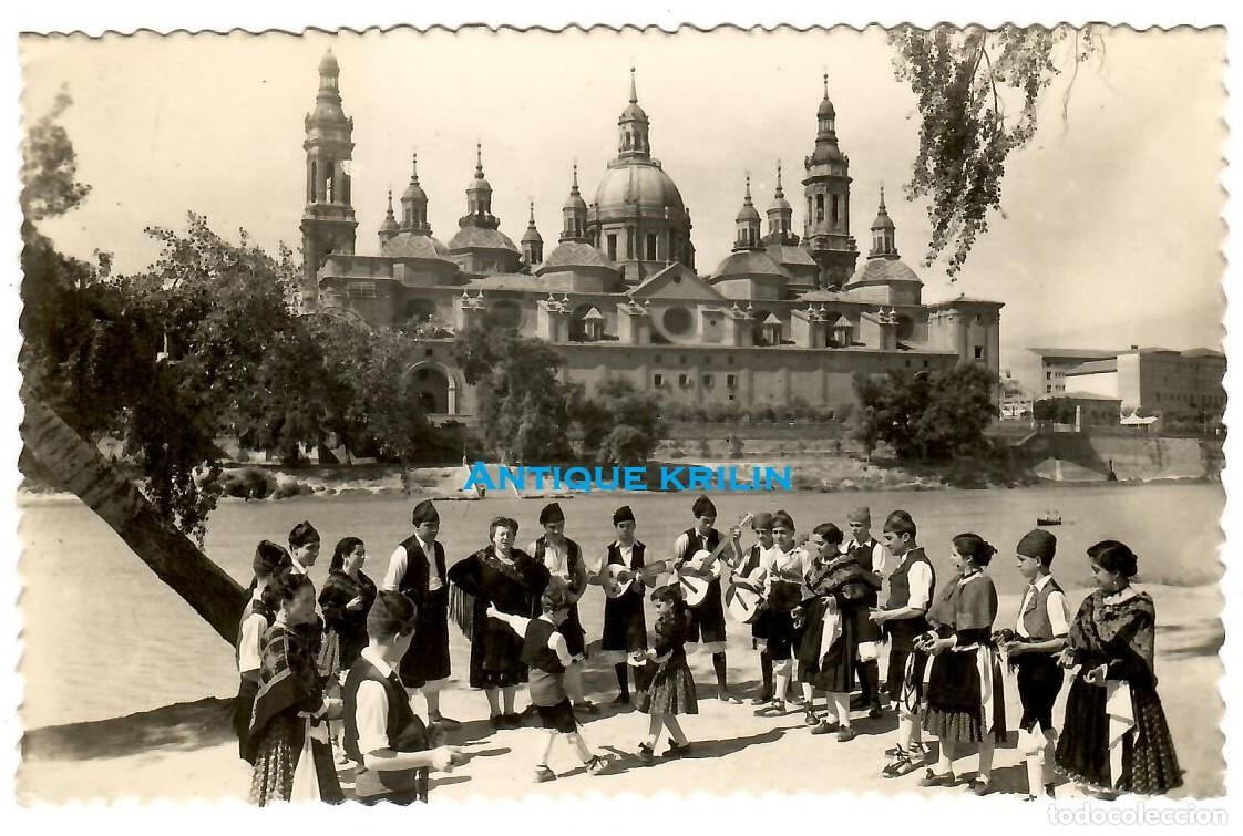 Postales: ZARAGOZA N&ordm; 8 A ORILLAS DEL EBRO Y EL PILAR / EDICIONES SICILIA / SIN FRANQUEAR PERO ESCRITA
