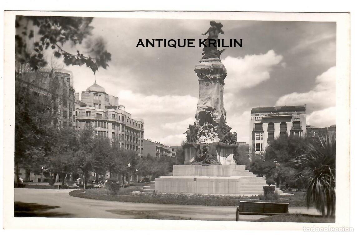 Postales: ZARAGOZA N&ordm; 267 MONUMENTO A LOS SITIOS / G. GARRBELLA / SIN FRANQUEAR