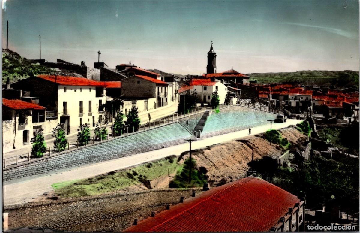 Postales: S&aacute;stago (Zaragoza) - Vista parcial con el muro - Monta&ntilde;&eacute;s 7 - Coloreada - 151x97mm