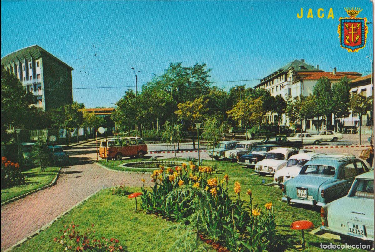 Postales: JACA (HUESCA) PLAZA CALVO SOTELO - FOTO PE&Ntilde;ARROYA 28 - CIRCULADA