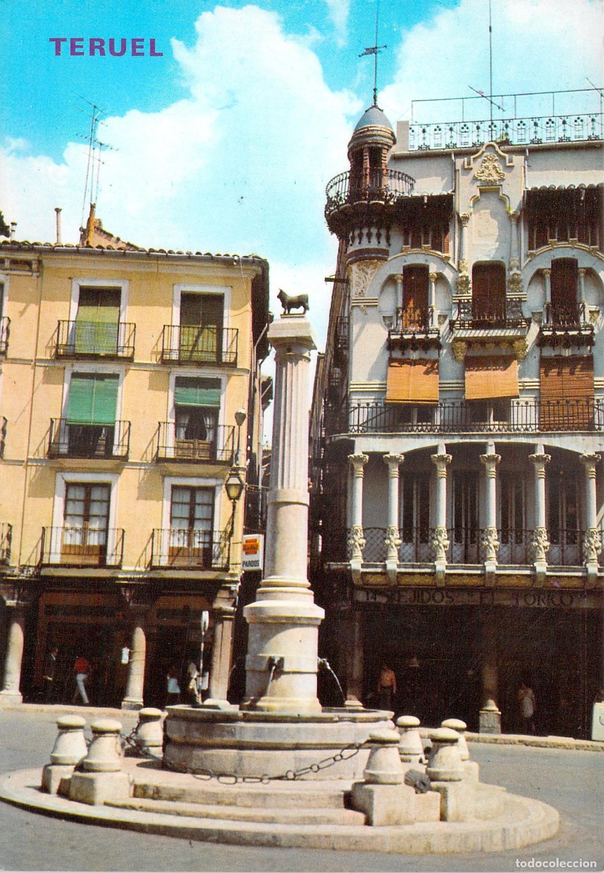 Postales: Postal Plaza del Torico en Teruel con Monumento y Arquitectura
