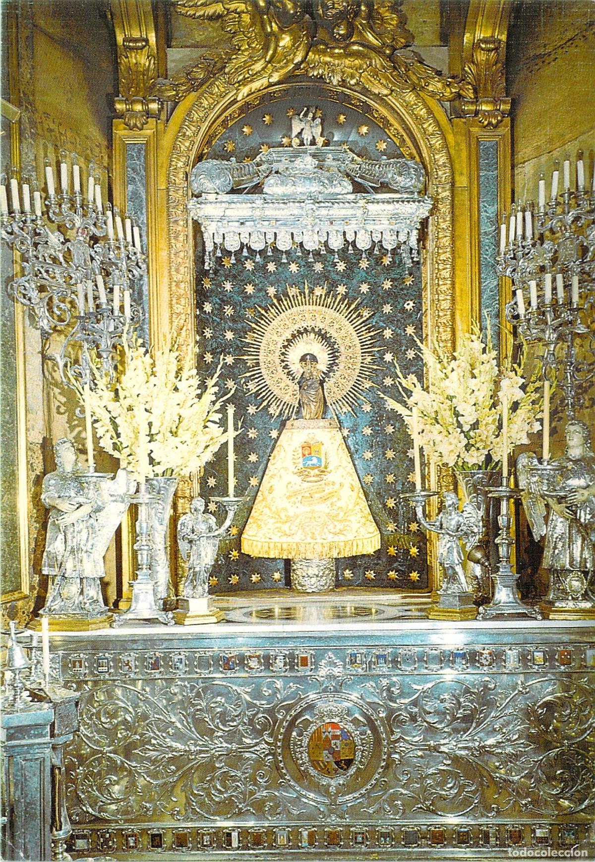 Postales: Postal de la Virgen del Pilar en su Camarin en Zaragoza