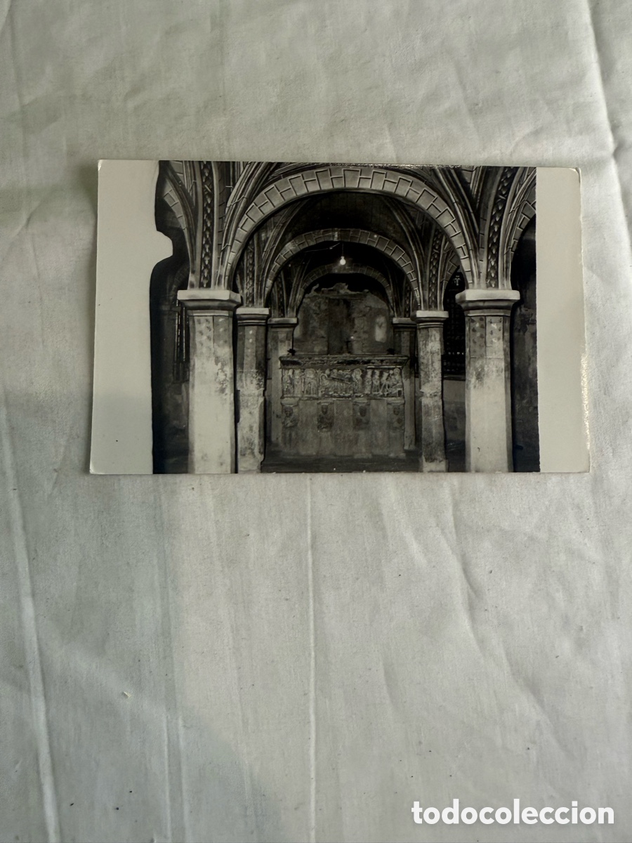 Postales: Postal Roda d&rsquo;Is&agrave;vena Catedral de Sant Vicen&ccedil; Cripta Blanco y negro Original de la &eacute;poca