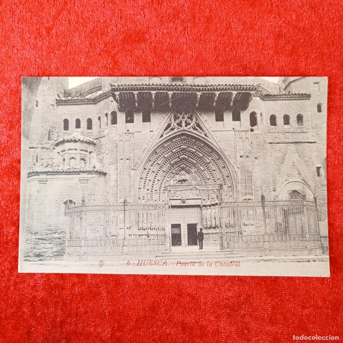 Postales: POSTAL - HUESCA - PUERTA DE LA CATEDRAL - 6 - EDICI&Oacute;N M. ARRIBAS - RAR&Iacute;SIMA / 1872