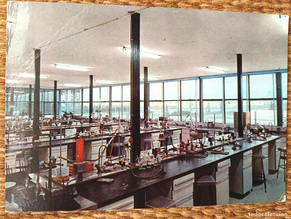 Postales: HUESCA - UNIVERSIDAD LABORAL - LABORATORIO DE QUIMICA ORGANICA