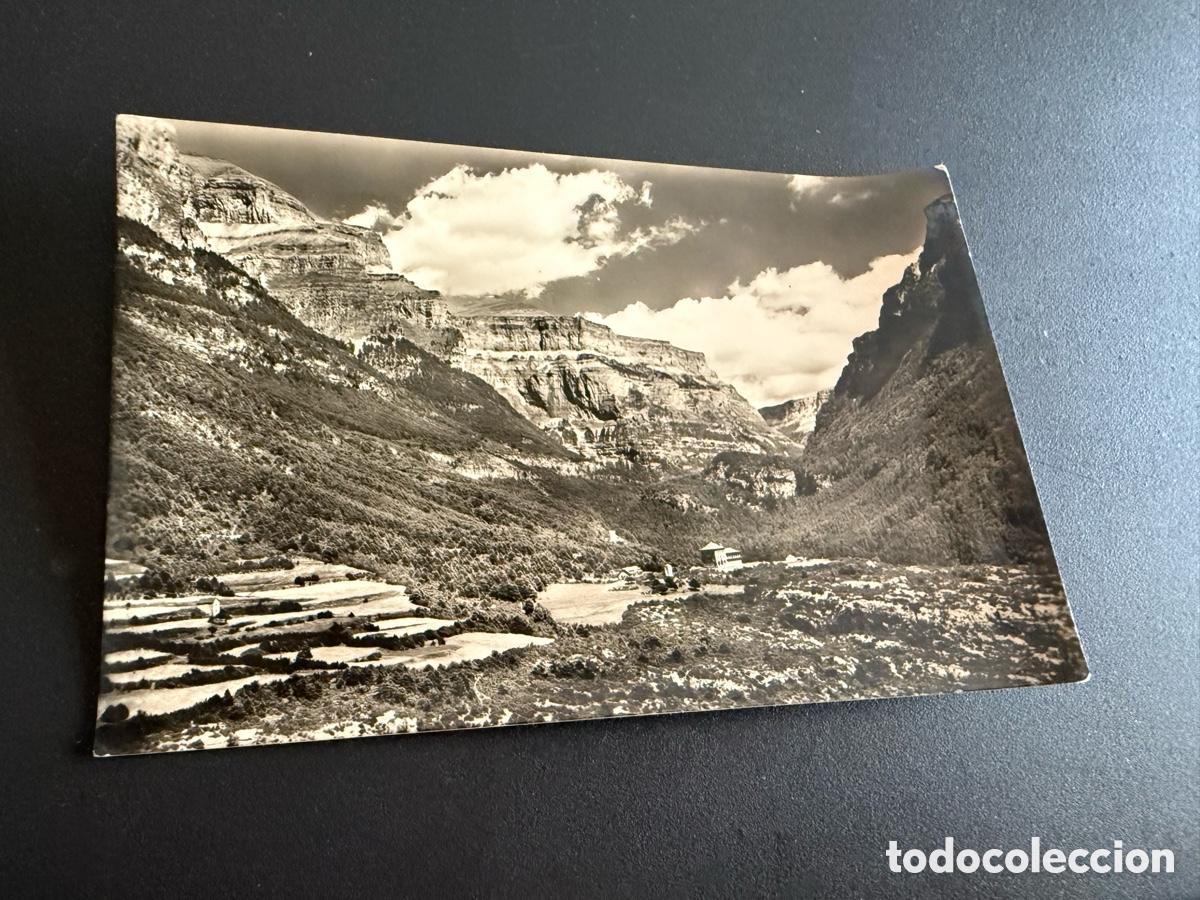 Postales: Postal. ORDESA ( Alto Pirineo Aragon&eacute;s )Parador y al Fondo la Fraucata