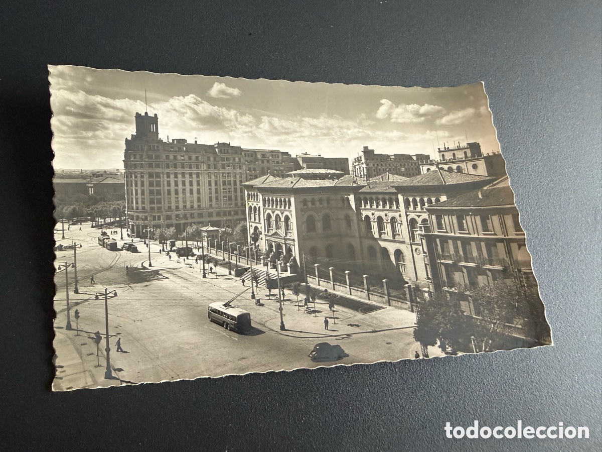 Cartes Postales: Postal ZARAGOZA. Plaza Basilio Para&iacute;so y Facultad de Medicina. Garcia Garabella