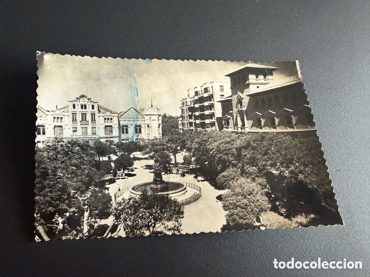 Postales: Postal. HUESCA. Plaza de Navarra y antiguo Casino