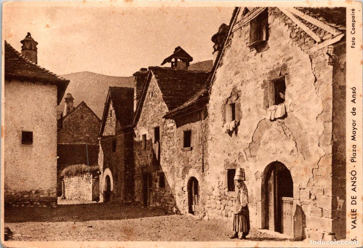 Postales: Valle de Ans&oacute; - Plaza Mayor de Ans&oacute; -Foto Compair&eacute; -Mumbr&uacute; 5 - 130x89mm -Ansotana transportando agua