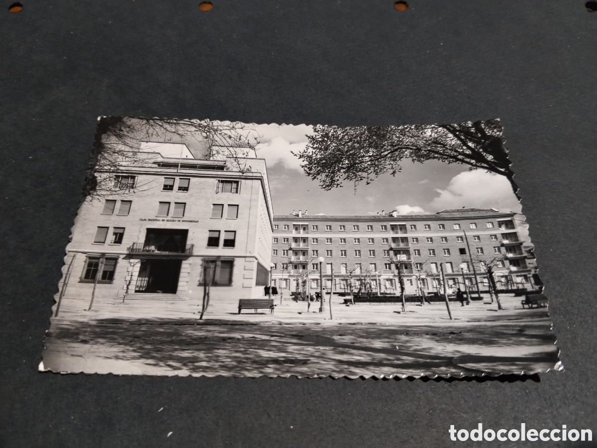 Postales: Postal antigua Calatayud, instituto, edificio Caja Nacional de Seguro de Enfermedad