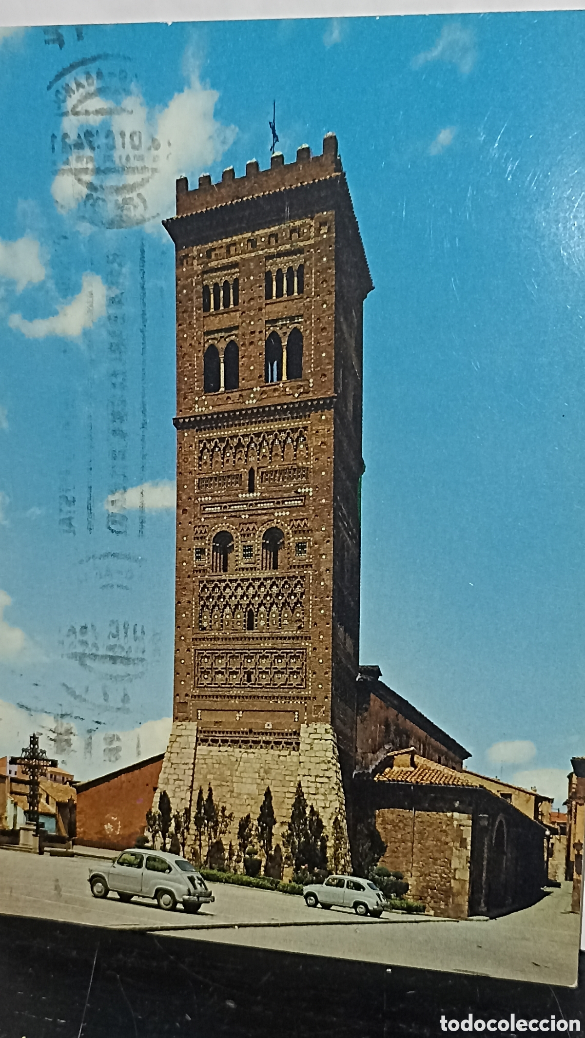 Postales: Teruel torre de San Mart&iacute;n y Cruz de los ca&iacute;dos