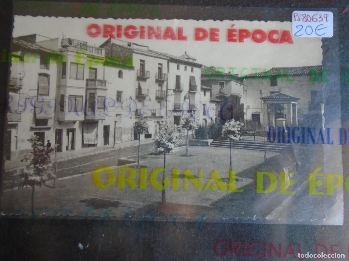Postales: (PS-80639)POSTAL DE BINEFAR(HUESCA)-PLAZA DE LOS MARTIRES Y MONUMENTOS A LOS CAIDOS