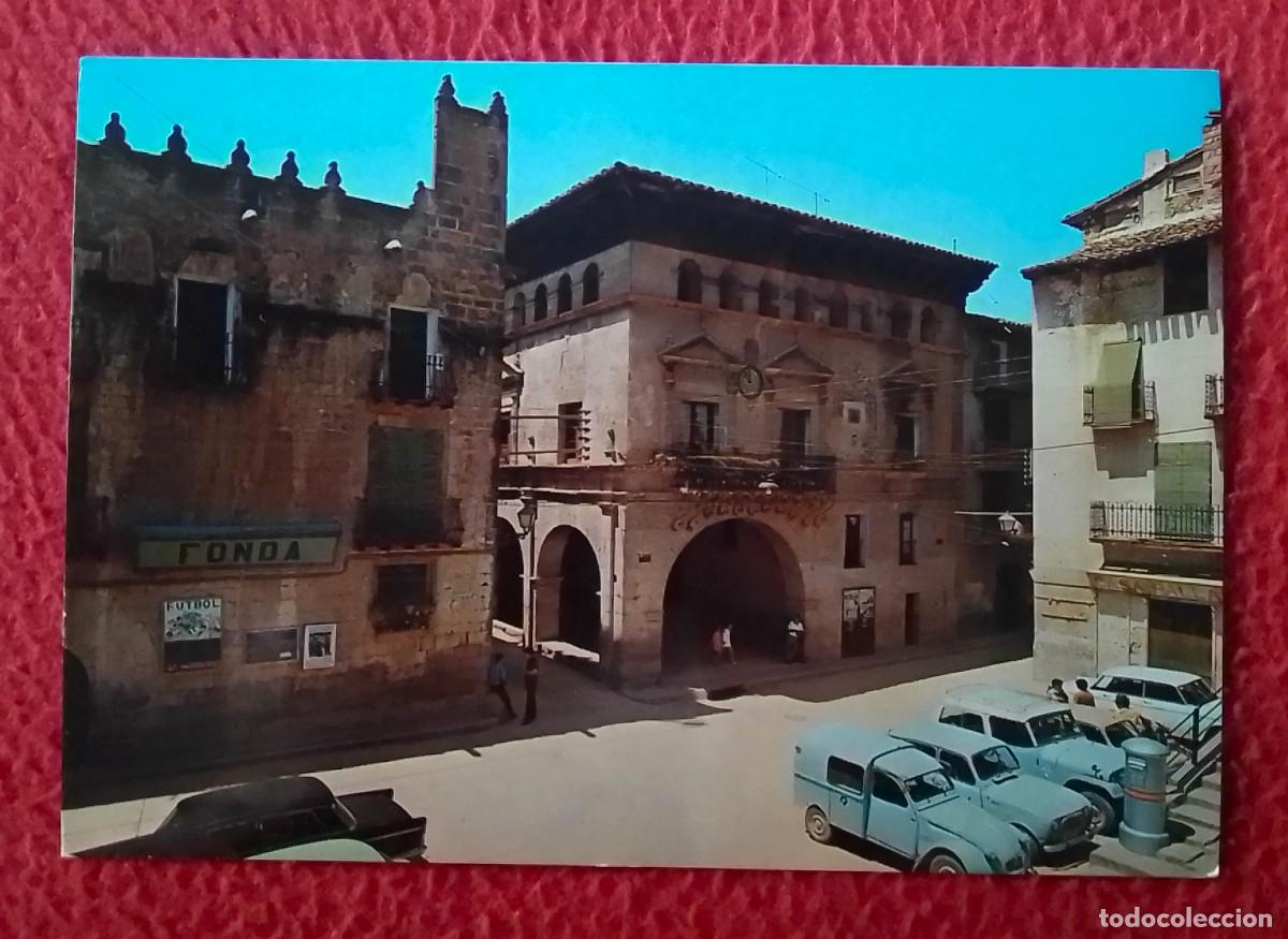 Postales: ANTIGUA POSTAL POST CARD VALDERROBRES TERUEL PLAZA DE ESPA&Ntilde;A Y AYUNTAMIENTO..BUZ&Oacute;N CORREOS COCHES...