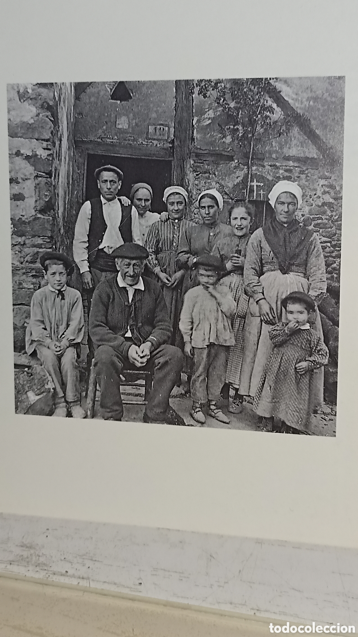 Postales: Mint Eulalia jabaitua aliende Salazar se&ntilde;itartea la familia