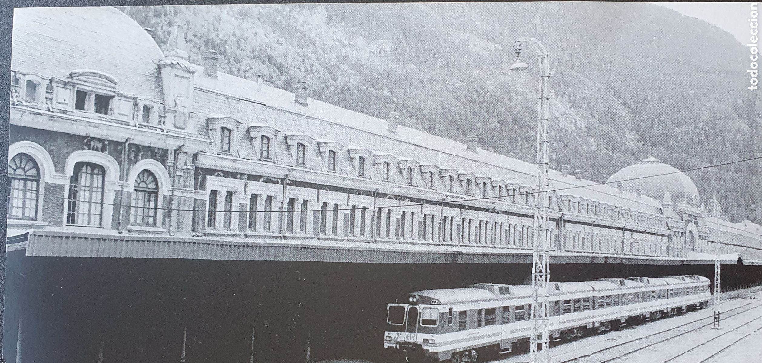Postcards: Estaci&oacute;n de Canfranc