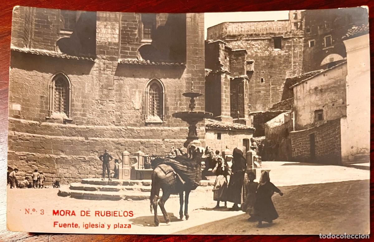 Postales: FOTOGRAFIA POSTAL DE MORA DE RUBIELOS (TERUEL), N&ordm; 3 FUENTE, IGLESIA Y PLAZA, GEOGRAFIA DEL REINO DE