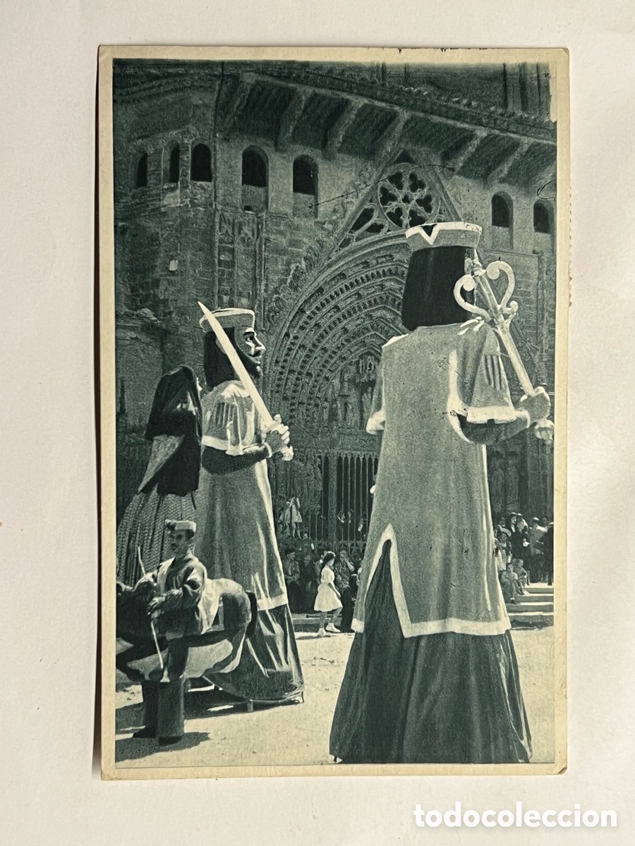 Postales: HUESCA. Postal No.20, Los Gigantes&hellip; Foto Puertas. Edicion Comisi&oacute;n Municipal de Festejos (a.1957)