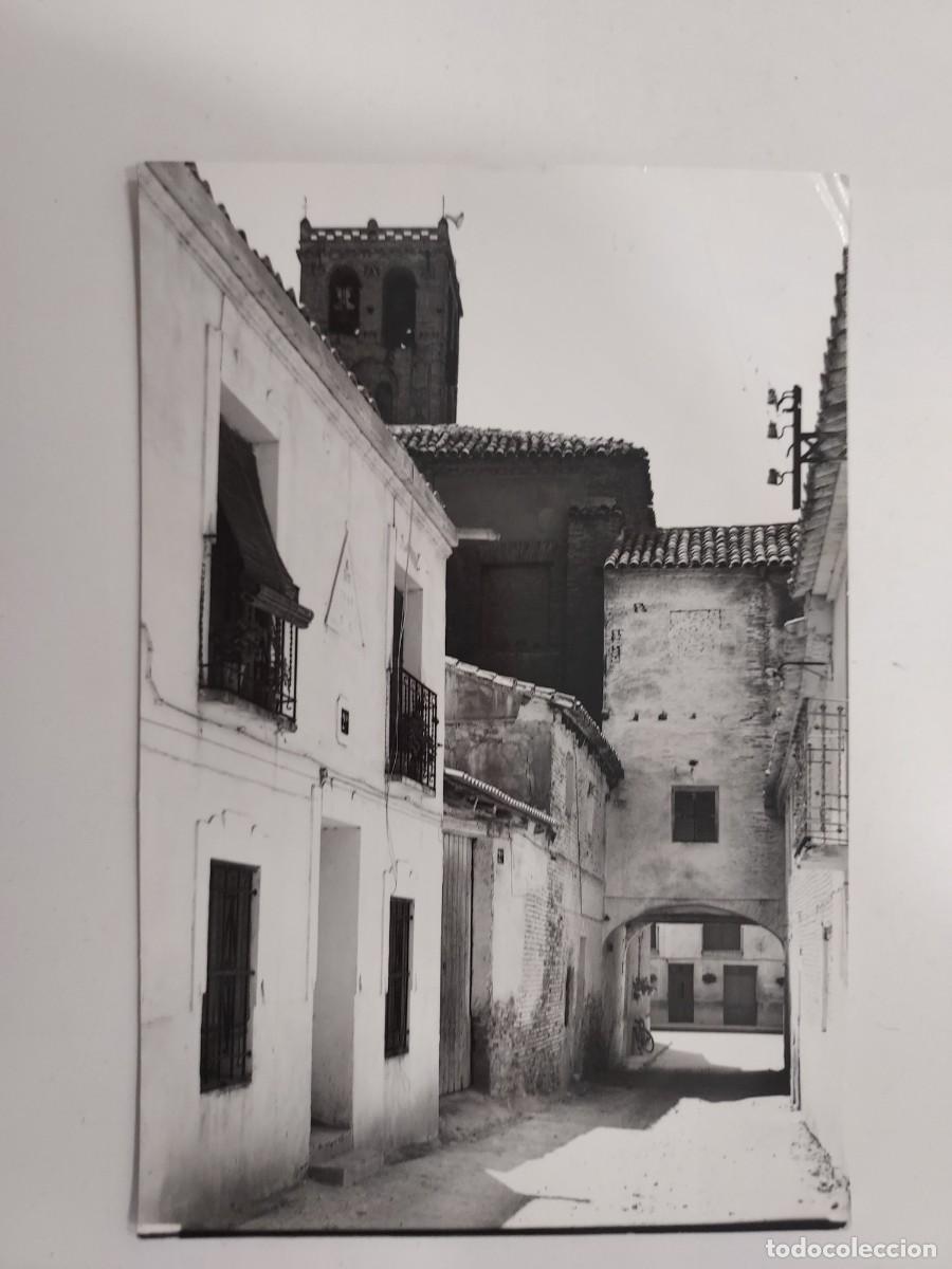 Postales: POSTAL PUEBLA DE ALFINDEN ARCO Y CALLE DE LA IGLESIA. CIRCULADA. ZARAGOZA. ANTIGUA