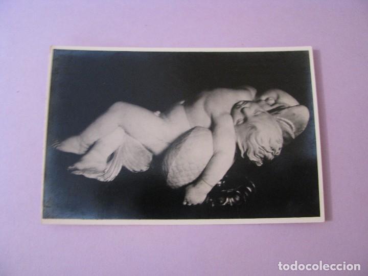 Postales: POSTAL FOTOGR&Aacute;FICA DE MUSEO HERMITAGE. RUSIA. ESCULTURA NI&Ntilde;O SOBRE EL DELFIN DE LORENZETTI. 1958.