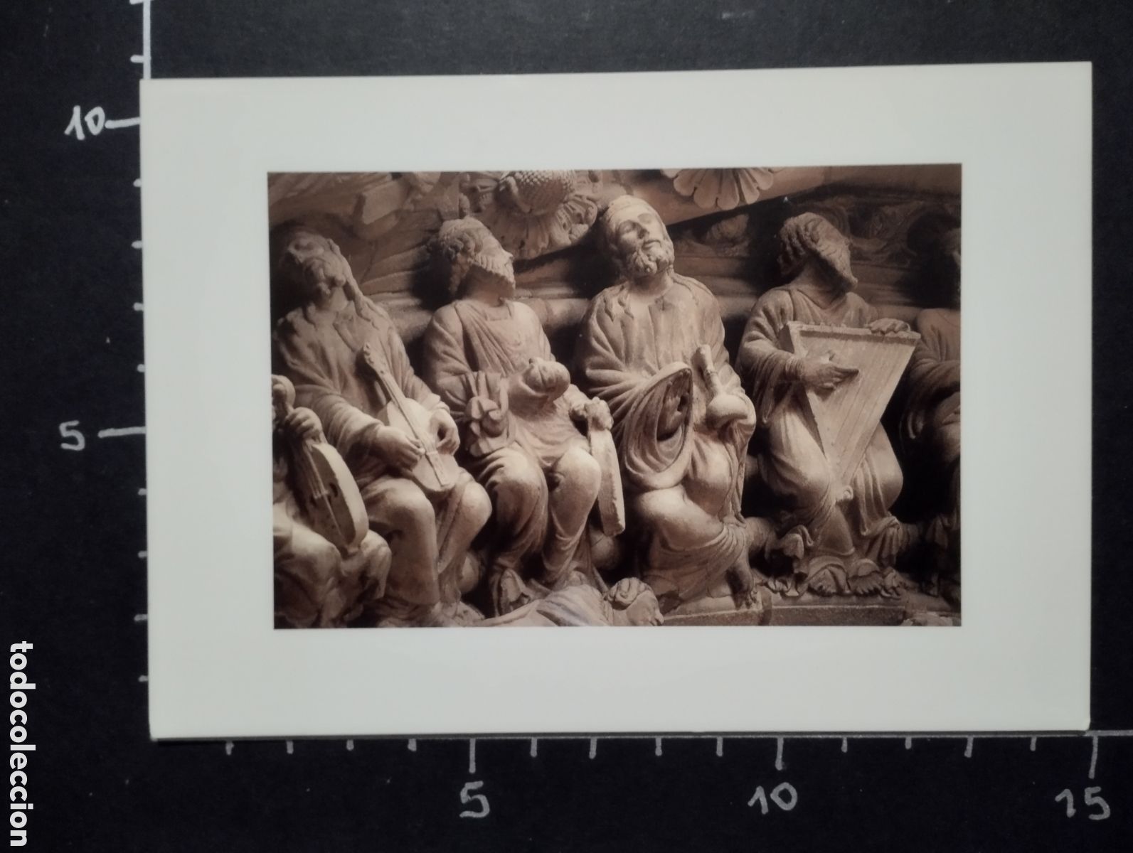 Postales: POSTAL. ARTE - GRUPO DE ANCIANOS M&Uacute;SICOS. DETALLE DEL P&Oacute;RTICO DE LA GLORIA. CATEDRAL. SANTIAGO