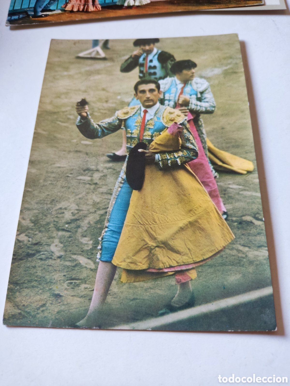 Postal torero triunfo