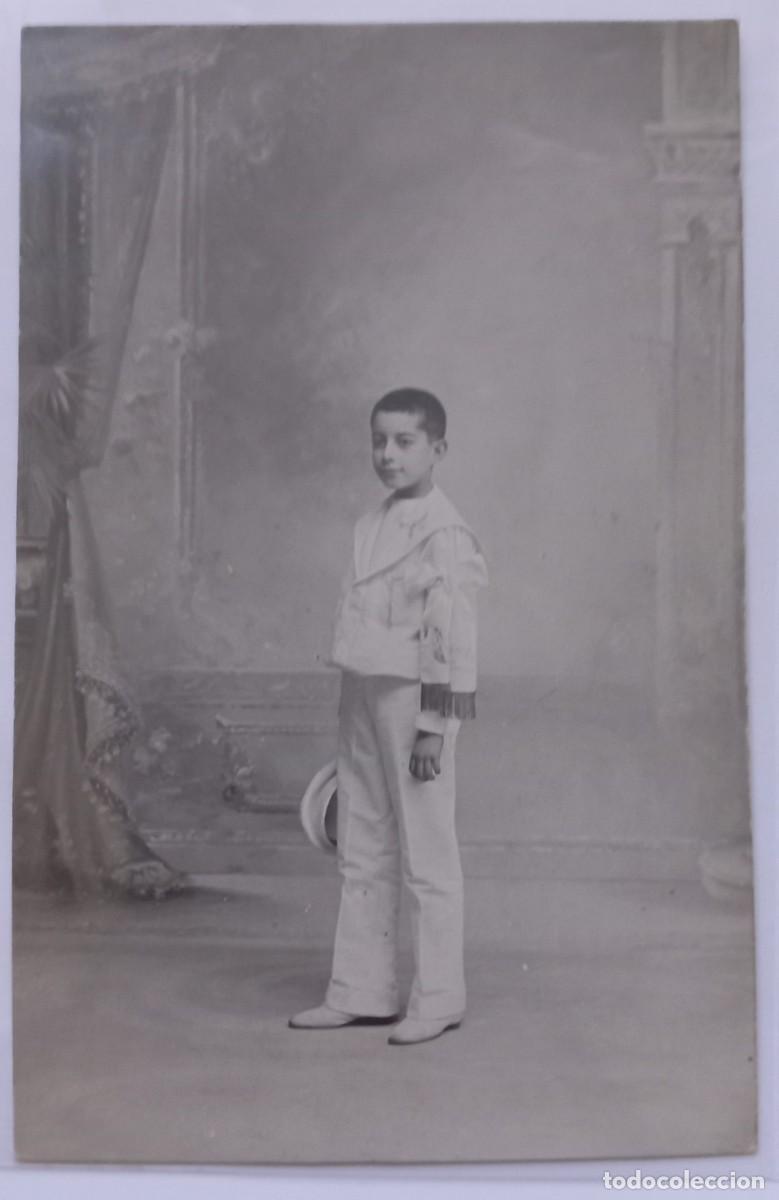 Postales: ID36 Comuni&oacute;n - Hacia 1900 &ndash; Trajes tradicionales - Foto 1
