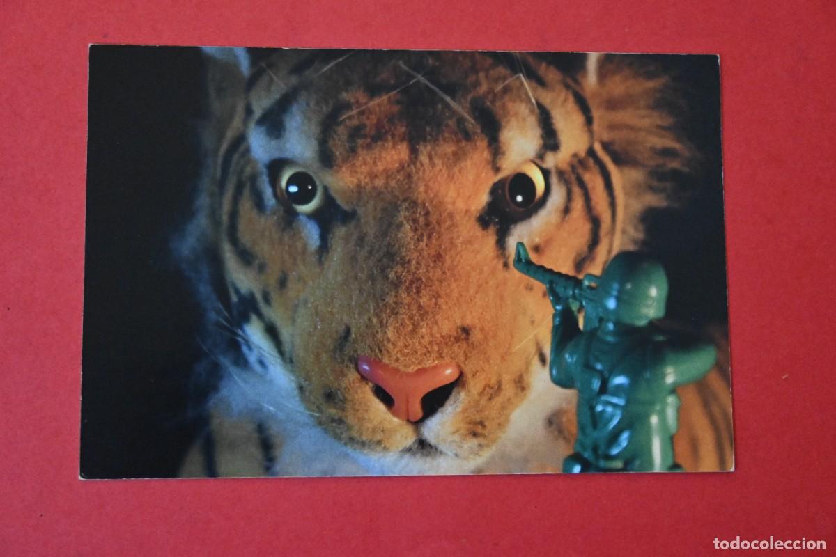 Postales: POSTAL ARIEL DORON - PLASTIC HEROES - Foto 1