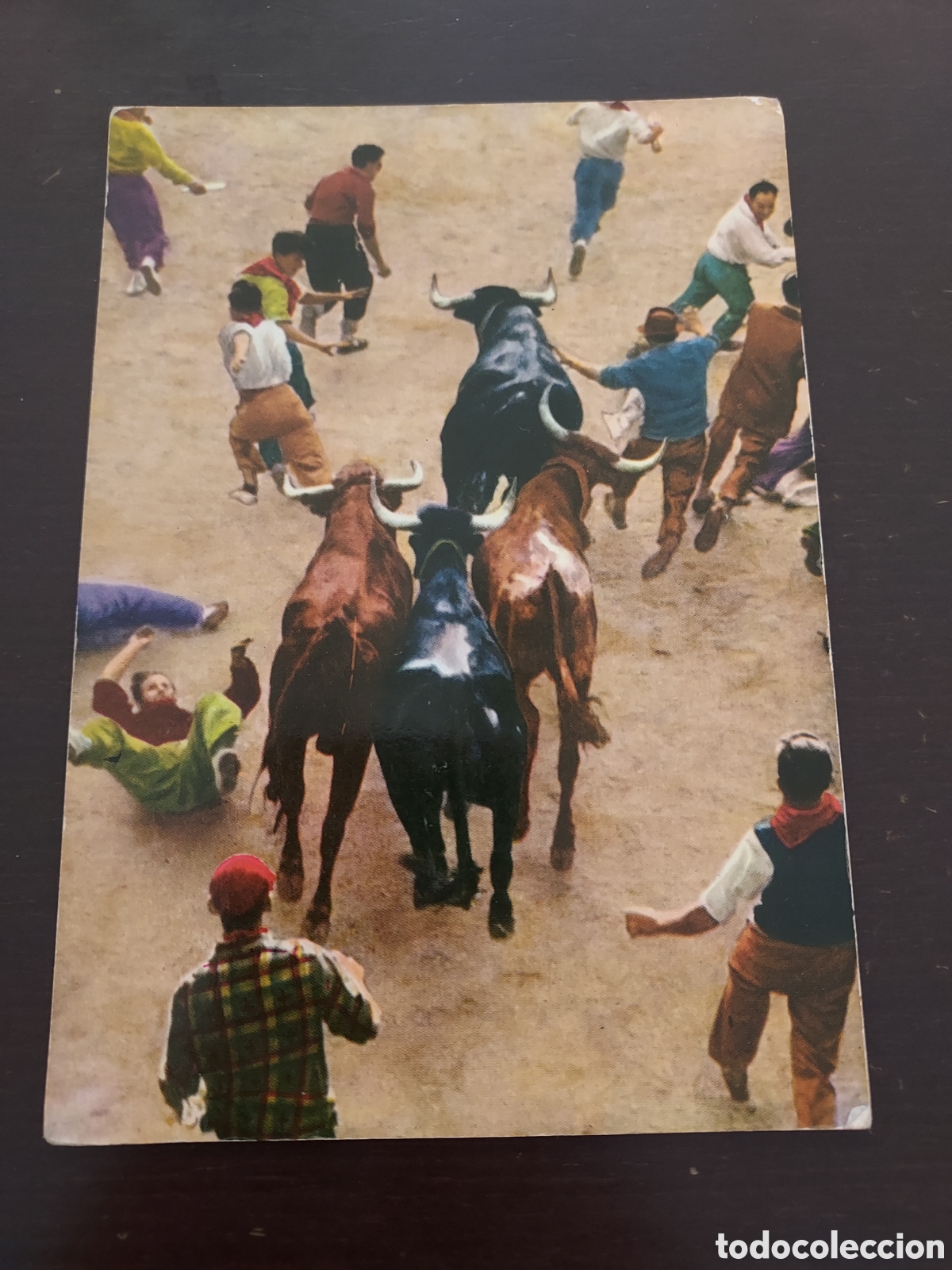 Postales: Postal del encierro de los toros de San Ferm&iacute;n