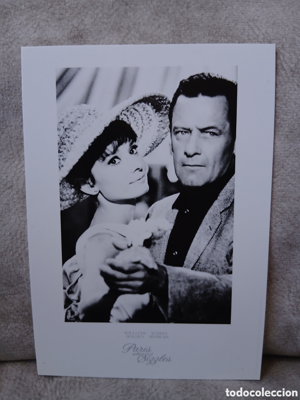 Postales: Postal Audrey Hepburn -Encuentro en Par&iacute;s-