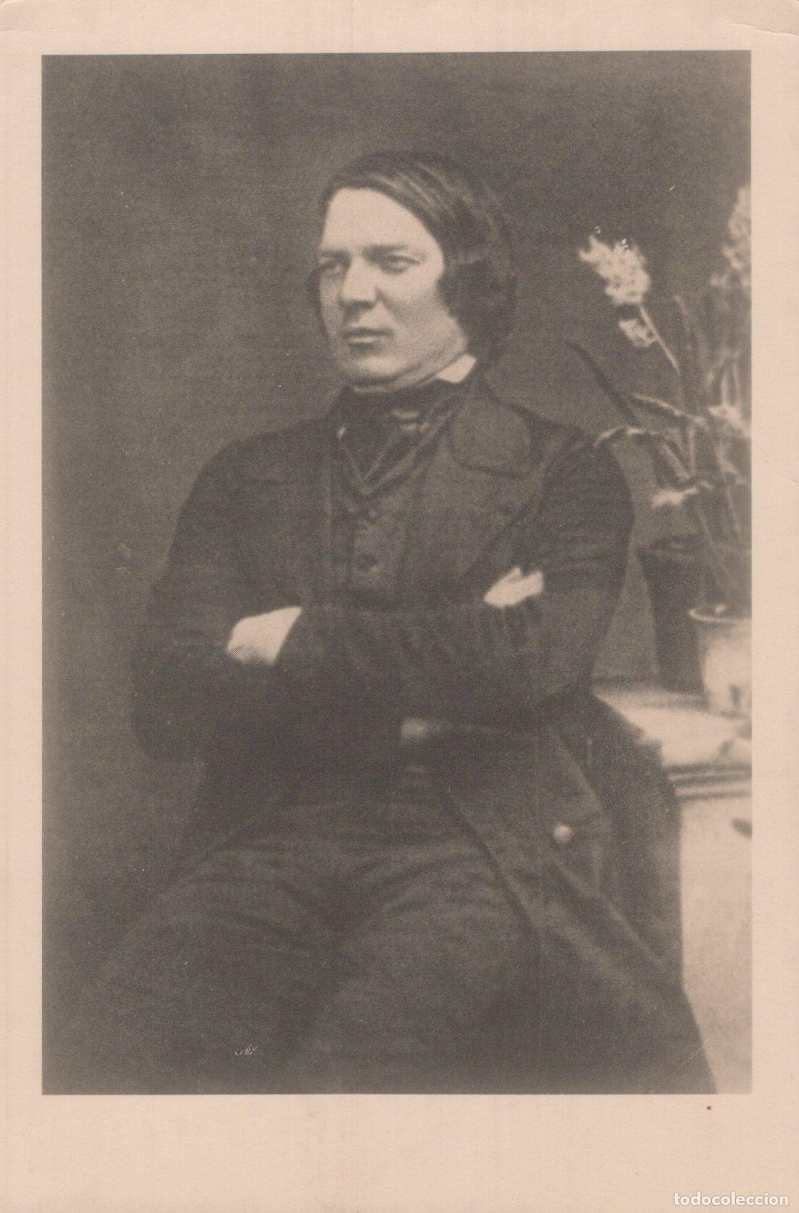 Postales: Portrait of A Man With Folded Arms Studio Photo 19th Century Unposted *YAX799