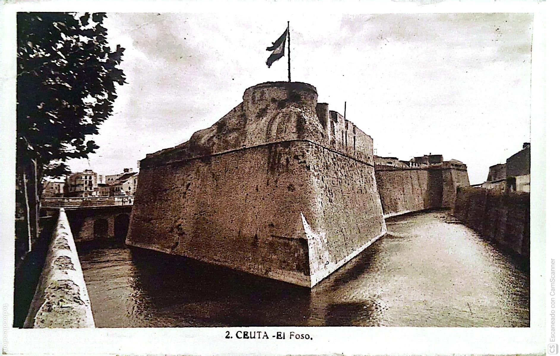Postales: Ceuta. 2 El Foso. Roisin. Nueva. Blanco/Negro