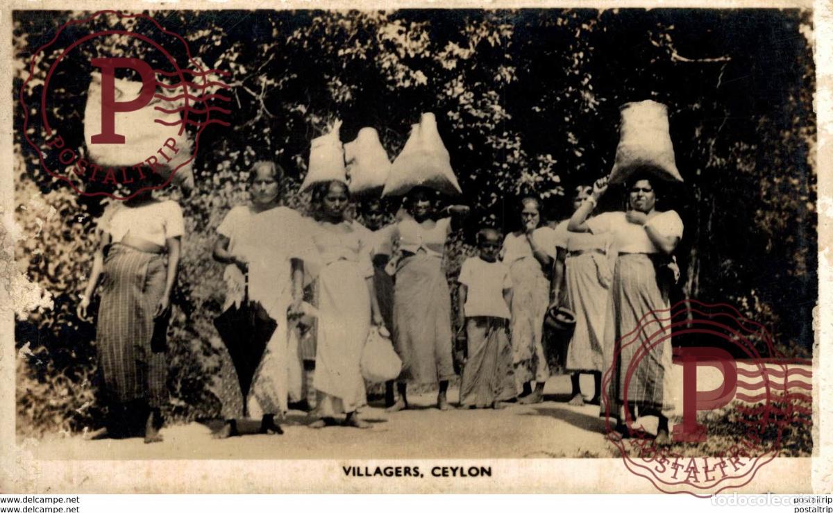 Cartes Postales: SRI LANKA CEYLON. VILLAGERS. - REAL PHOTO