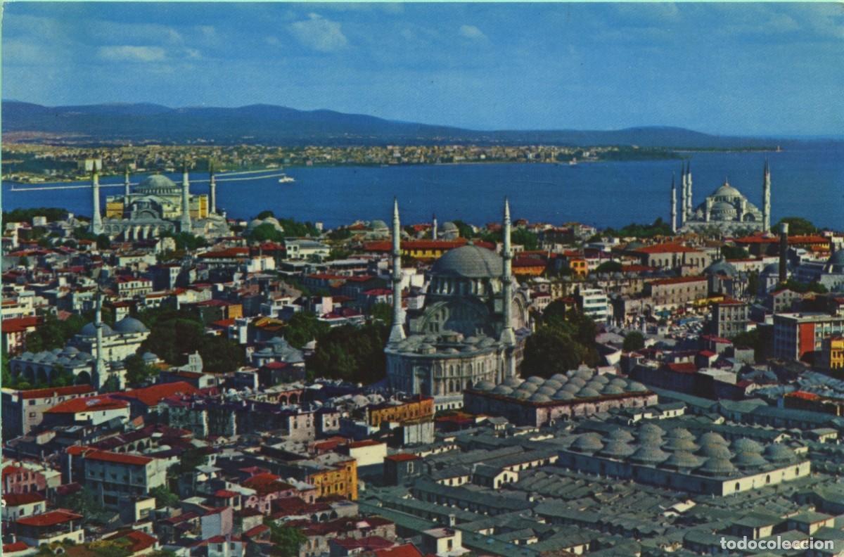 Postales: ESTAMBUL. Turqu&iacute;a. Una vista de Estambul, la ciudad de las mezquitas. La ciudad m&aacute;gica y sus mezquit